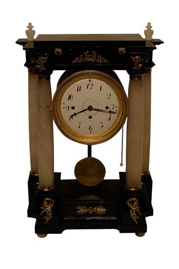 Kommodenuhr Biedermeier