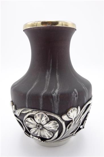 Vase mit Silbermontierung