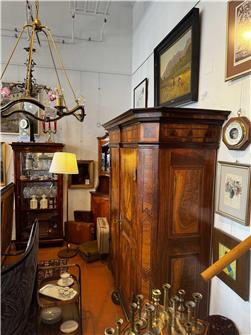 Hallenschrank Barock