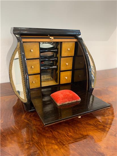 Nähkästchen Biedermeier